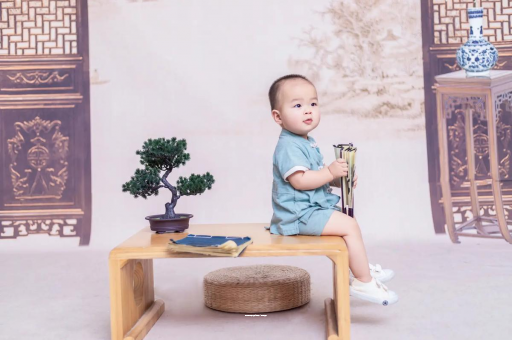 河北宝宝反复发烧呕吐